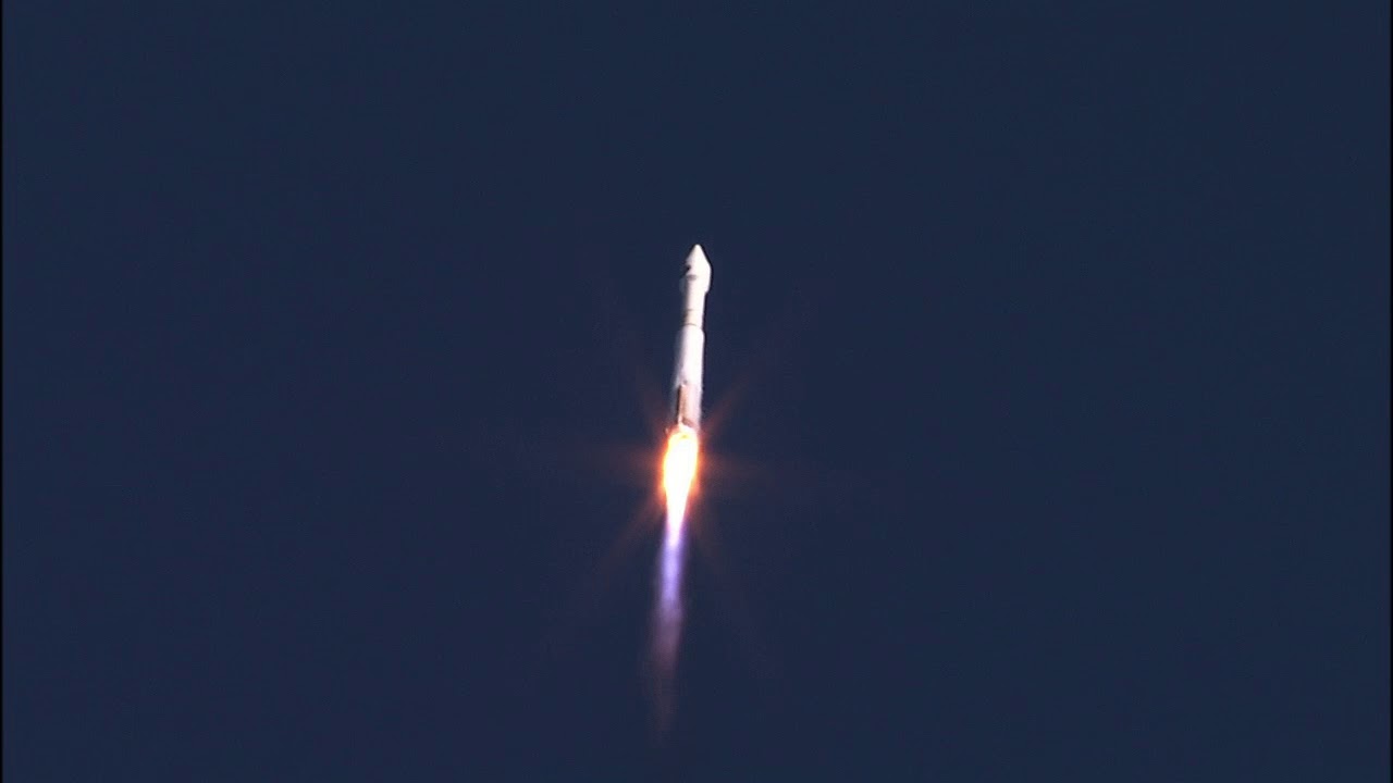 Atlas V Rocket Launches with TDRS-M Satellite