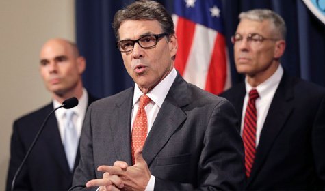 Gov. Perry Deploys Texas National Guard Troops to Border