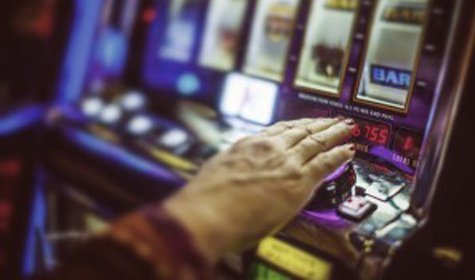 Committing The ‘Gambler’s Fallacy’ May Be In The Cards, New Research Shows
