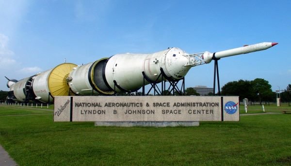 NASA Awards Contract for Human Space Flight Technical Integration