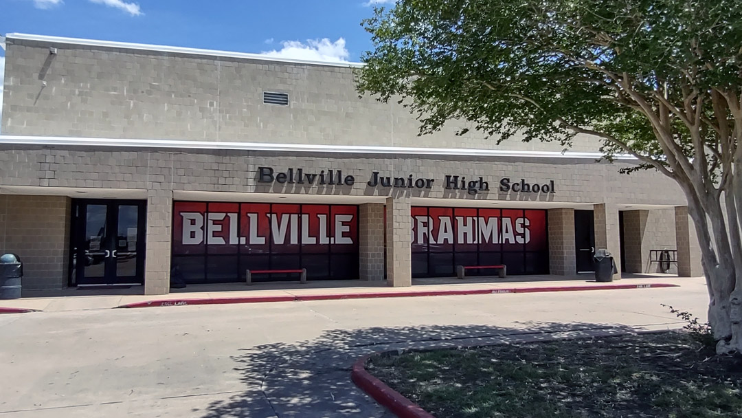 Bellville ISD Junior High Bands Impress at UIL Middle School Zone C